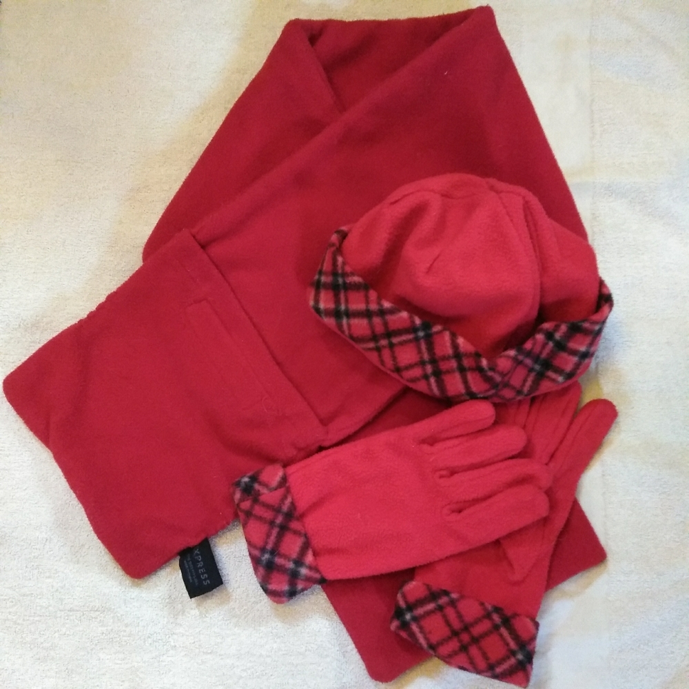 Red Plaid Fleece Winter Weather Set